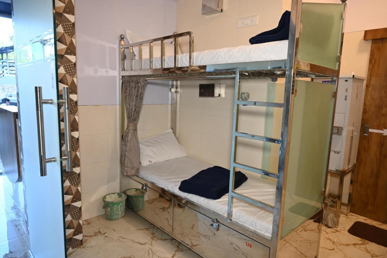 Sagar Dormitory Andheri - Nearest To Andheri Railway Station West Мумбаи Экстерьер фото