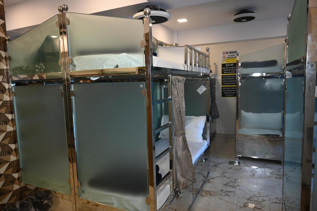Sagar Dormitory Andheri - Nearest To Andheri Railway Station West Мумбаи Экстерьер фото
