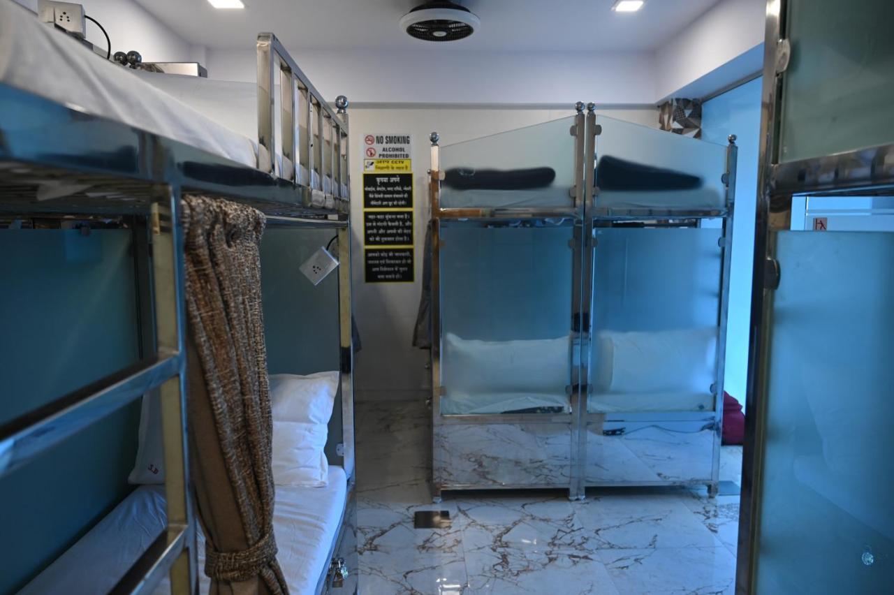 Sagar Dormitory Andheri - Nearest To Andheri Railway Station West Мумбаи Экстерьер фото